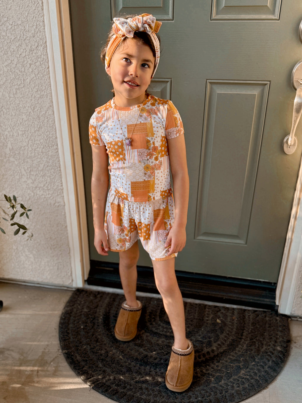 Patchwork Willow tee + Audrey shorts (BIG KIDS)